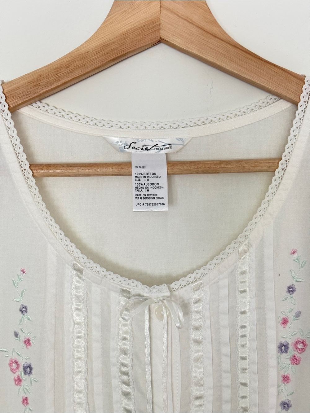 Vintage Inspired Embroidered Button Front
Midi Dress (Nightgown Dress Trend) - Picture 8 of 11